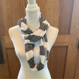 Splendid infinity scarf